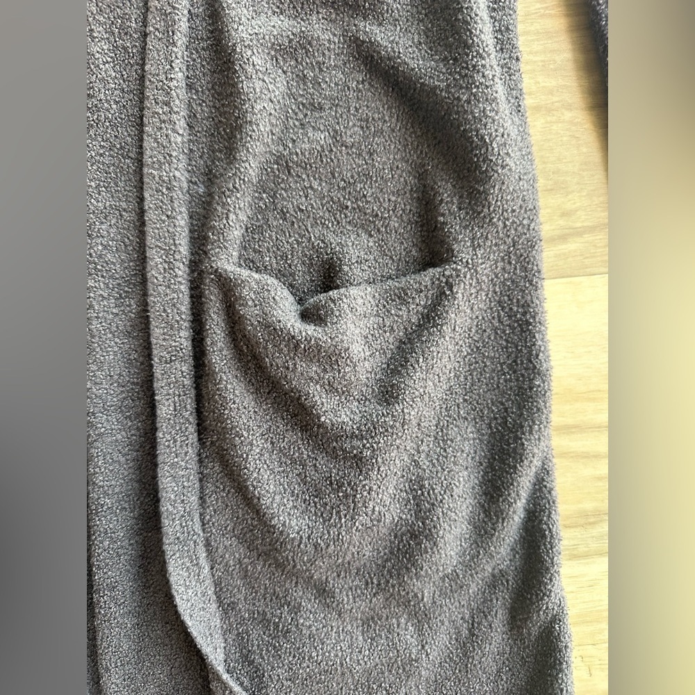 Barefoot Dreams Cozychic Lite View 3